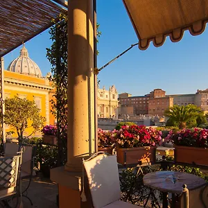 Residenza Paolo Vi 4* Rome